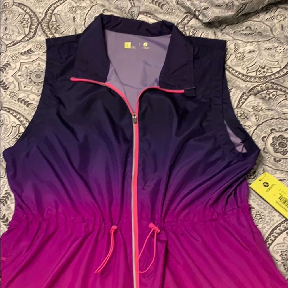 BNWT Large Xersion Spink Ombré Sleeveless Jacket